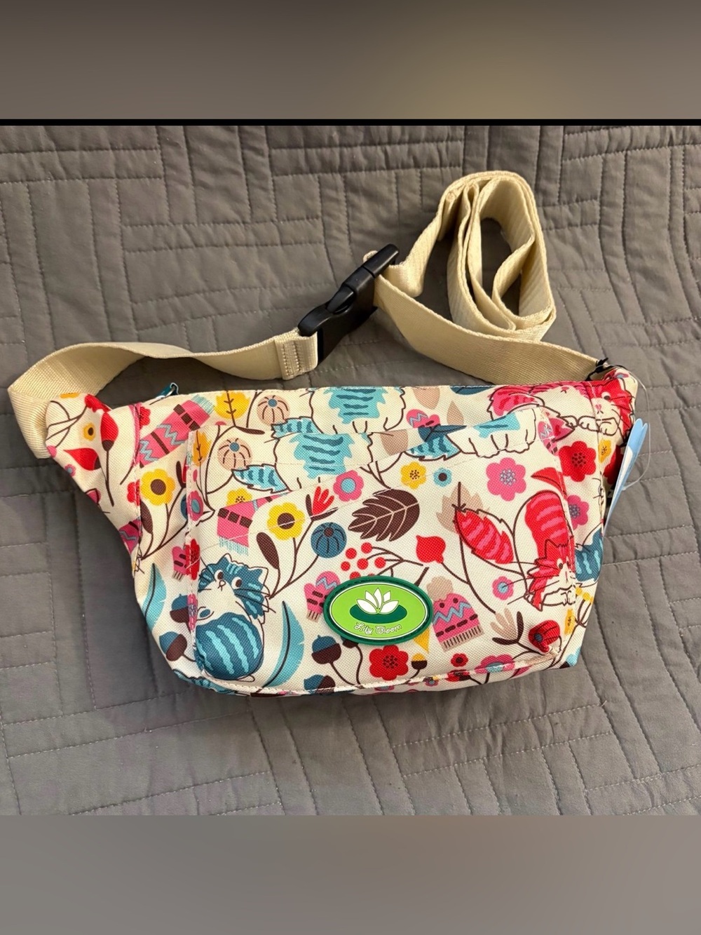 Lily Bloom Fanny Pack Womens Zipper Belt Bag Colorful Cats NWT Waist Purse